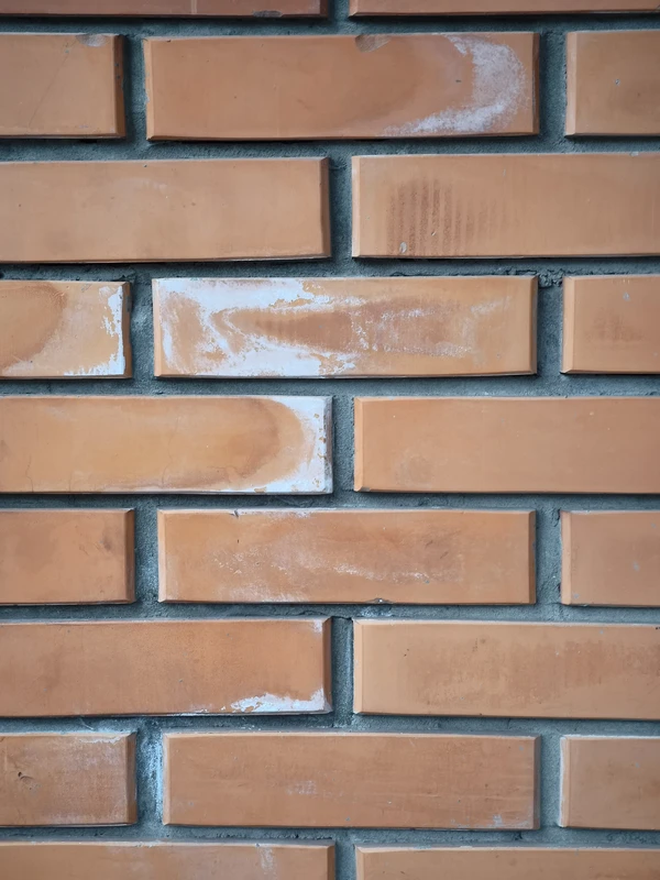 Видалення висолів на стінах UCO 260